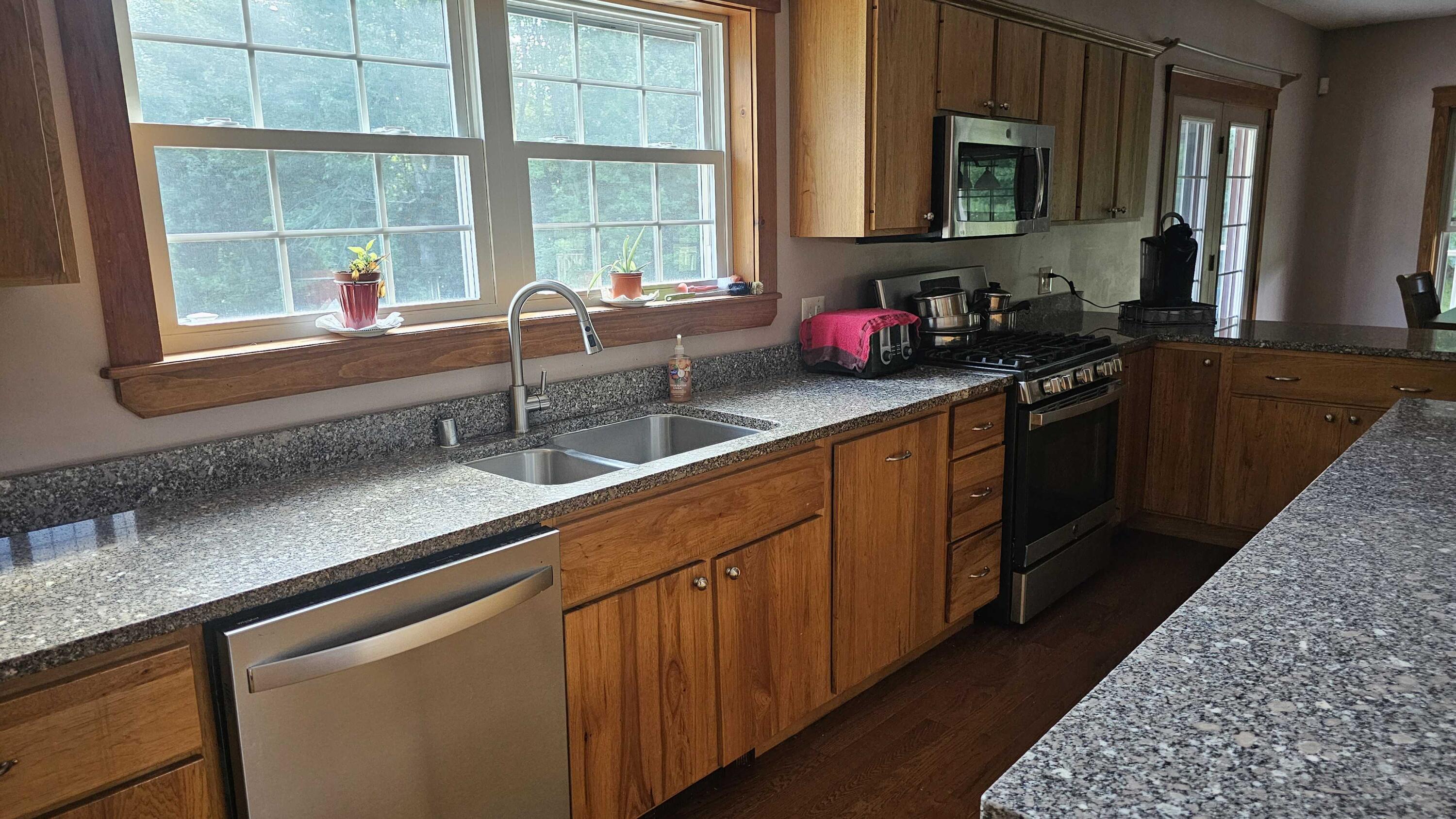 88 Emerald Drive Hampden, ME 04444 - Photo 7 of 50 20230811_163444.MEDIUM