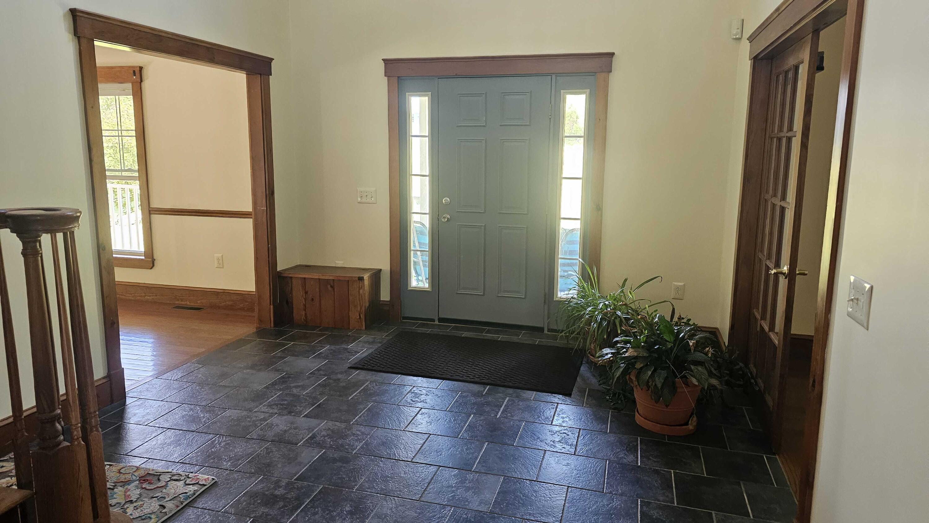 88 Emerald Drive Hampden, ME 04444 - Photo 9 of 50 20230811_160046.MEDIUM