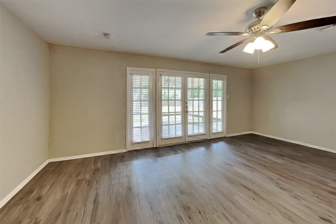 3419 Shadowcrest Lane Spring, TX 77380 - Photo 2 of 18