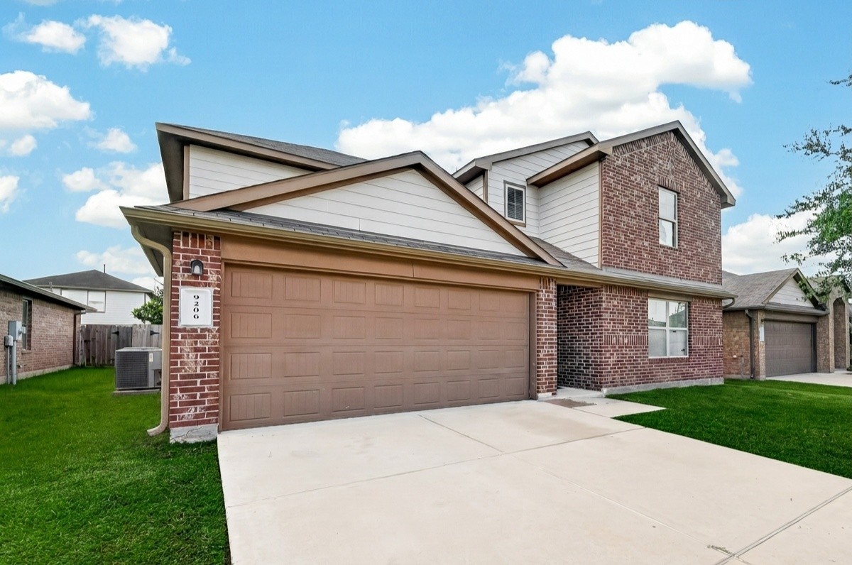 9206 Rustling Manor Lane Richmond, TX 77407 - Photo 4 of 35