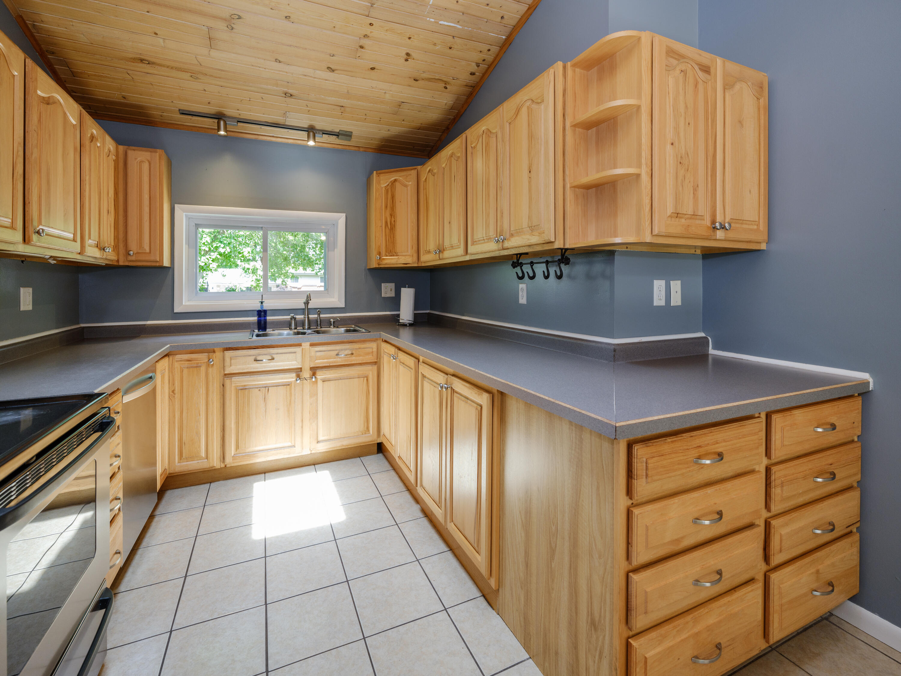 52120 Kern Drive Three Rivers, MI 49093 - Photo 11 of 35 52120 Kern Dr-111