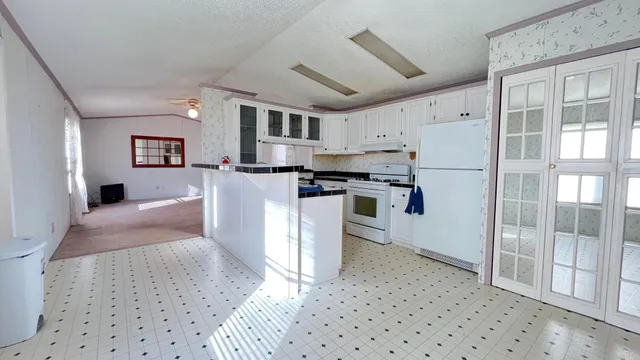 $85,000 | 7800 Maple Hill Road, Unit B11, Corcoran, MN 55340