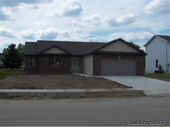 4401 Clearwater Lane Springfield, IL 62703 - Photo 1 of 8 Gallery Image 1