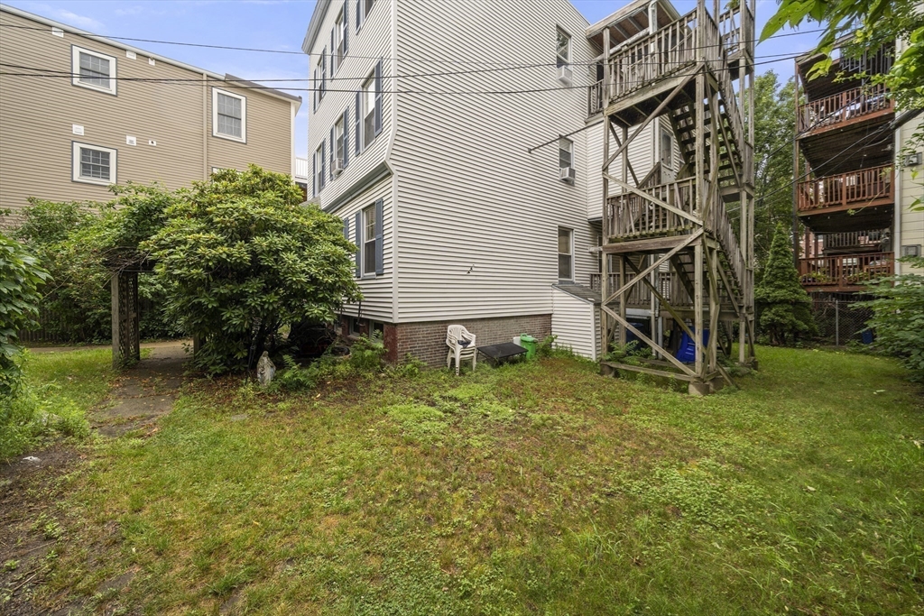 46 R H Street Boston, MA 02115 - Photo 24 of 27
