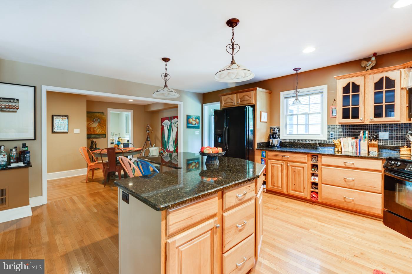 1503 Woodland Road Salisbury, MD 21801 - Photo 15 of 36 Kitchen Open to Dining Nook