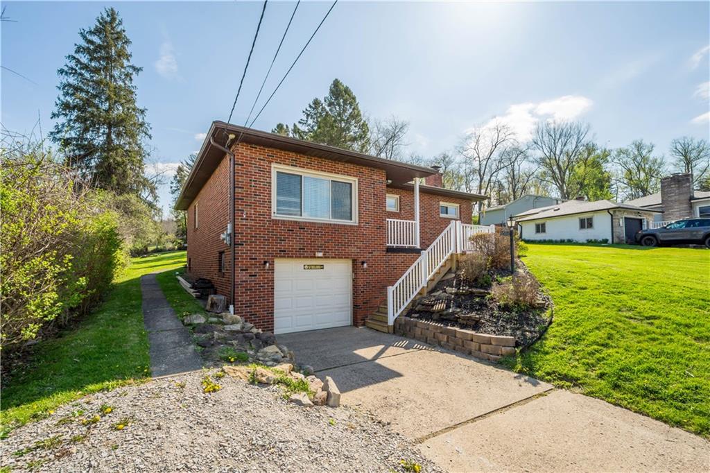 314 Franklin Farms Road Washington, PA 15301 - Photo 3 of 46