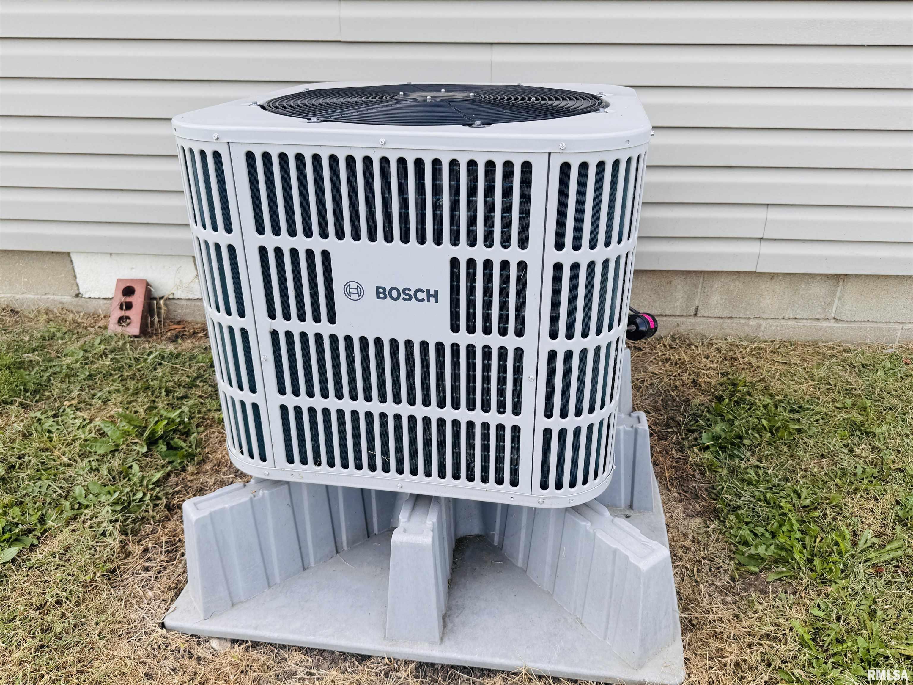 1625 East Murray Street Macomb, IL 61455 - Photo 19 of 34