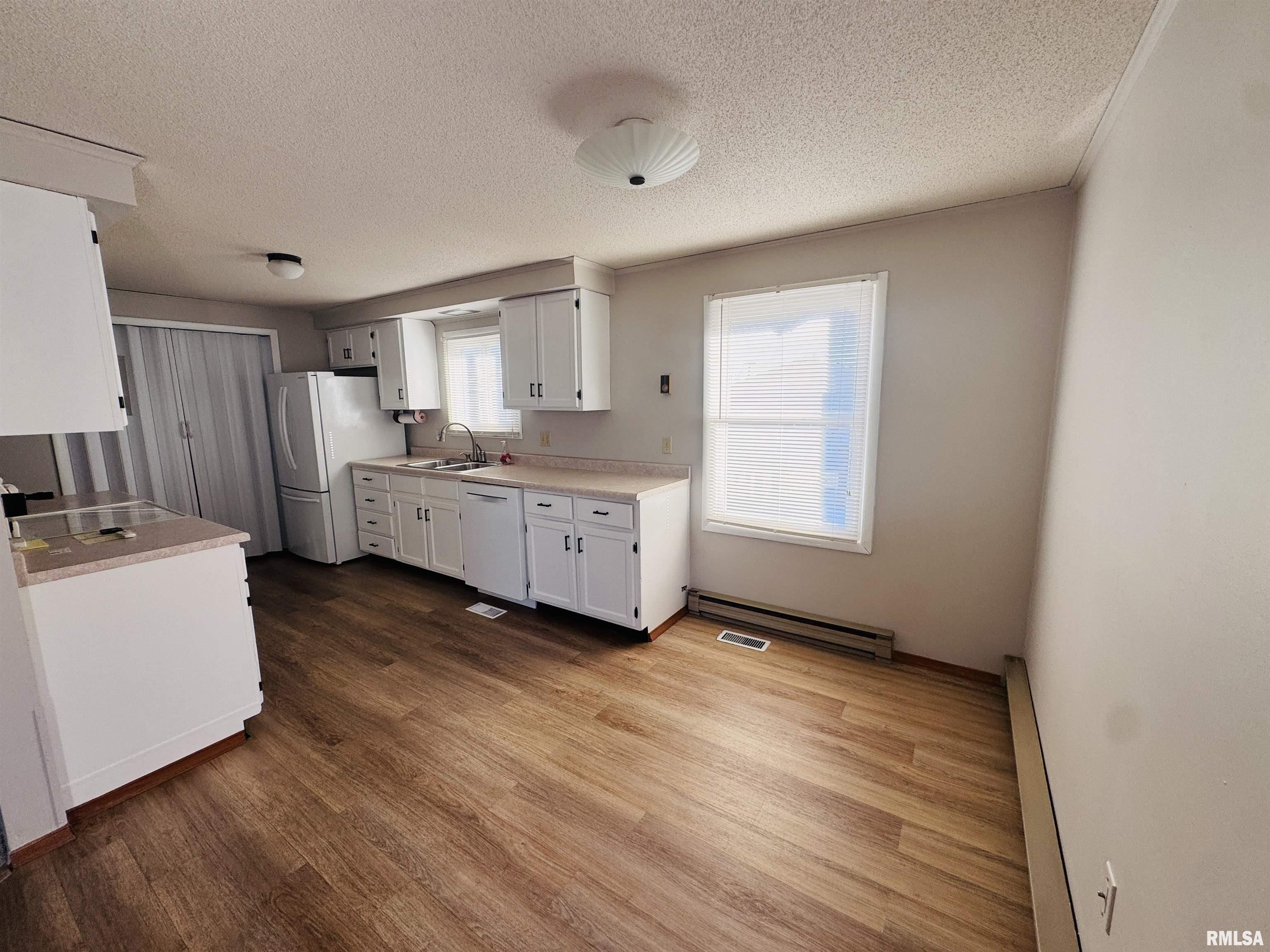 1625 East Murray Street Macomb, IL 61455 - Photo 2 of 34