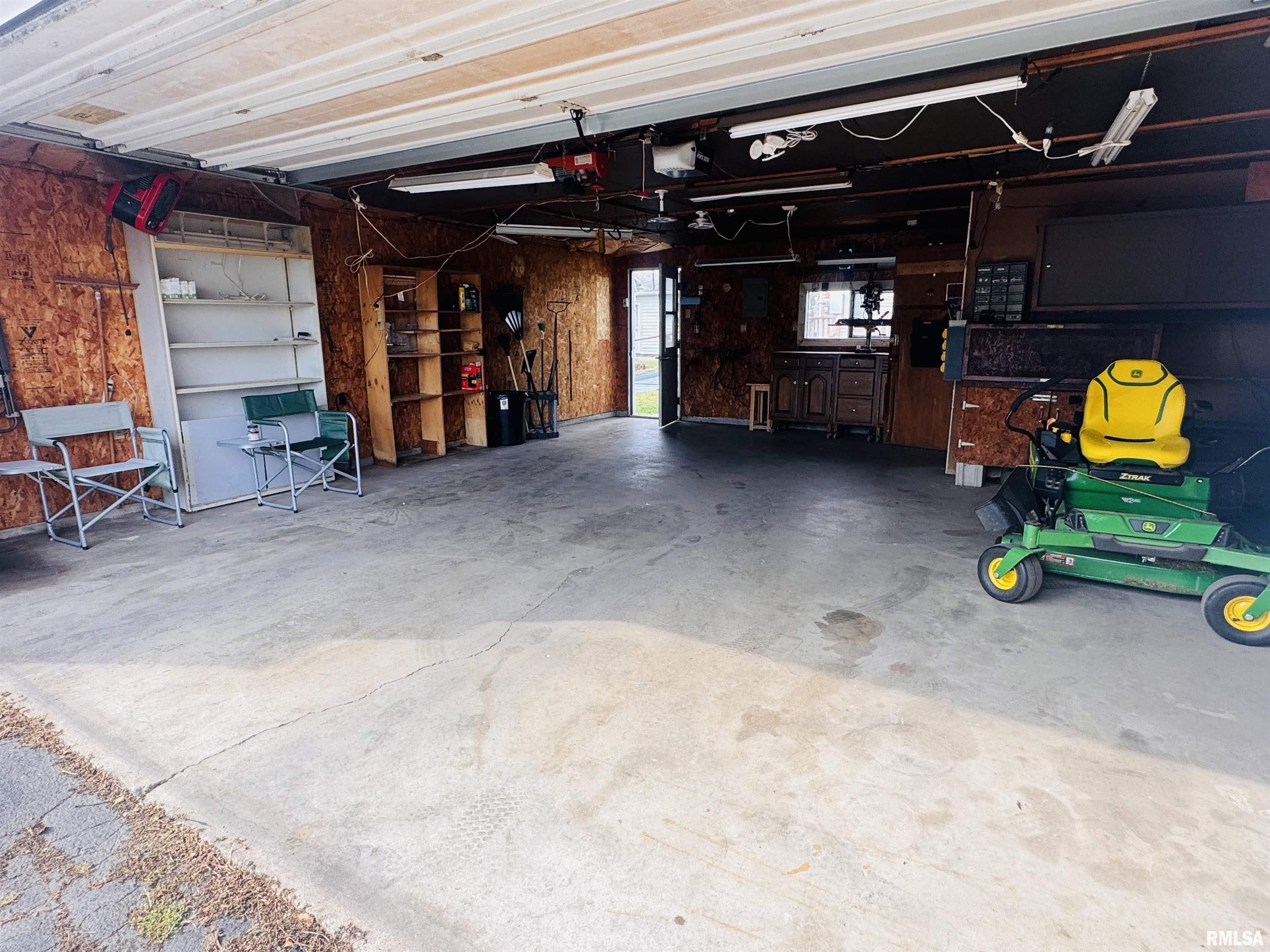 1625 East Murray Street Macomb, IL 61455 - Photo 25 of 34