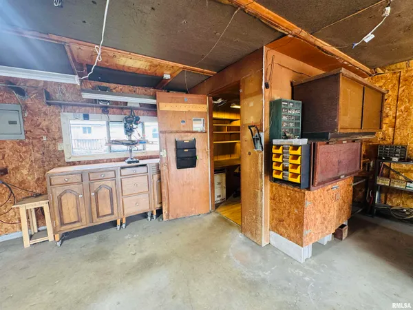 $89,000 | 1625 East Murray Street, Macomb, IL 61455