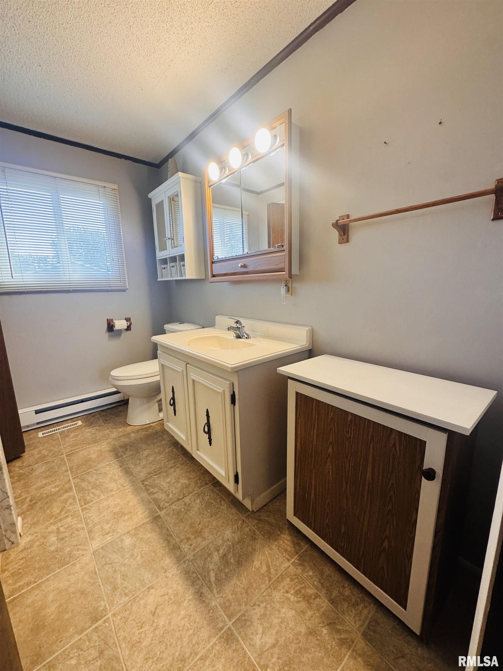 1625 East Murray Street Macomb, IL 61455 - Photo 7 of 38