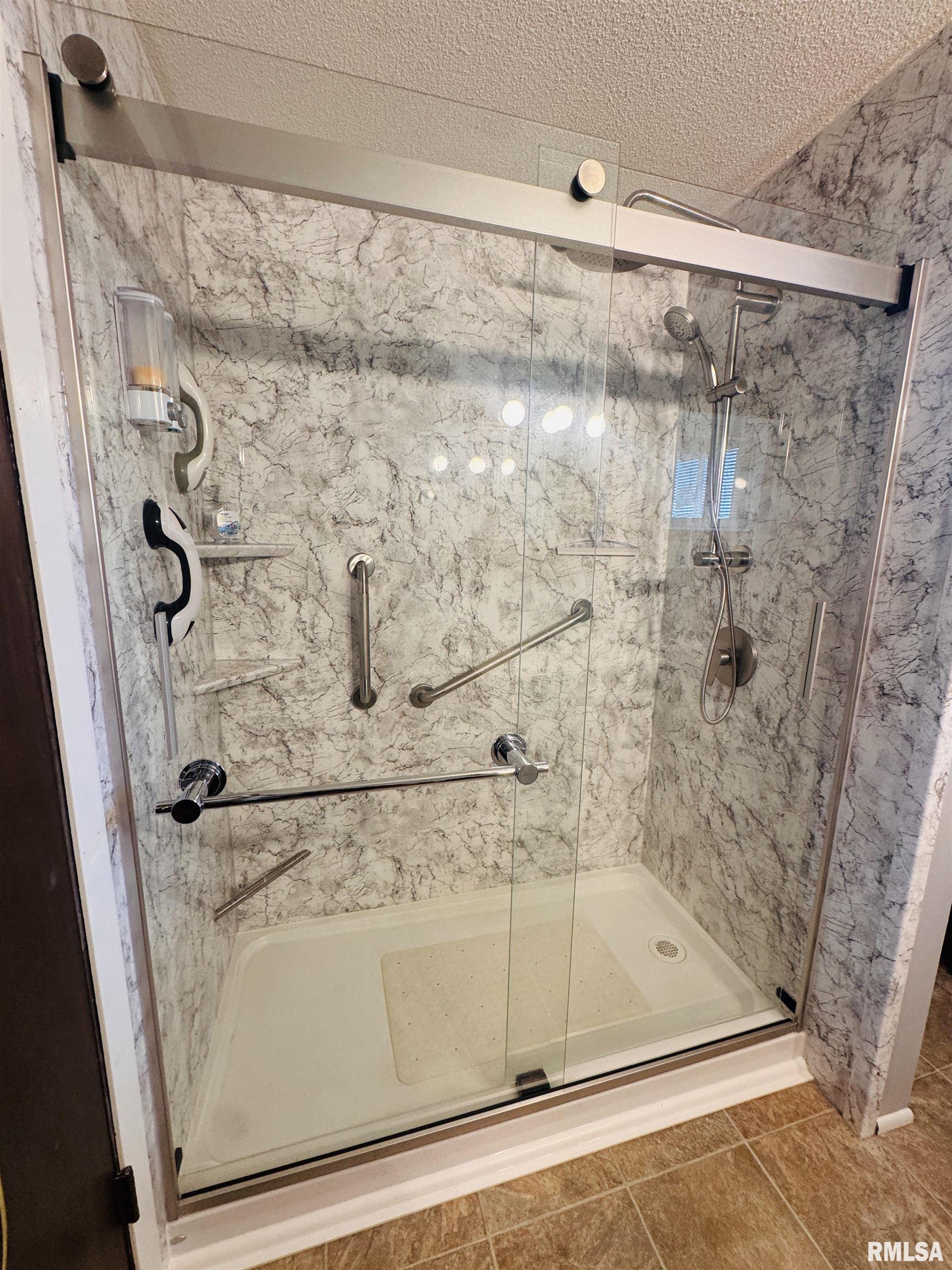 1625 East Murray Street Macomb, IL 61455 - Photo 8 of 38