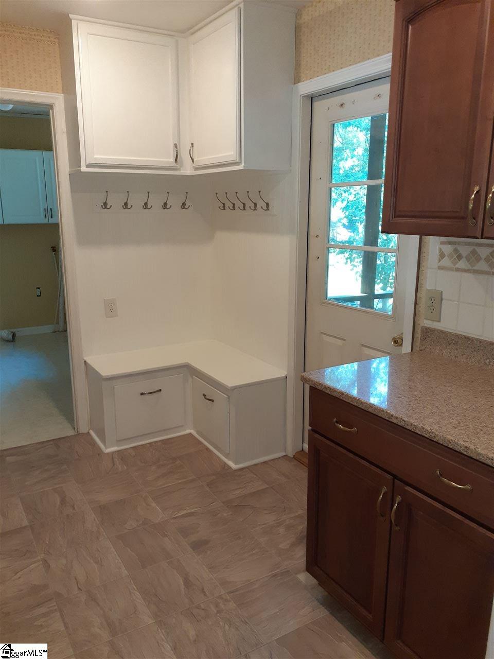 302 Hermitage Road Greenville, SC 29615 - Photo 12 of 28 Gallery Image 12