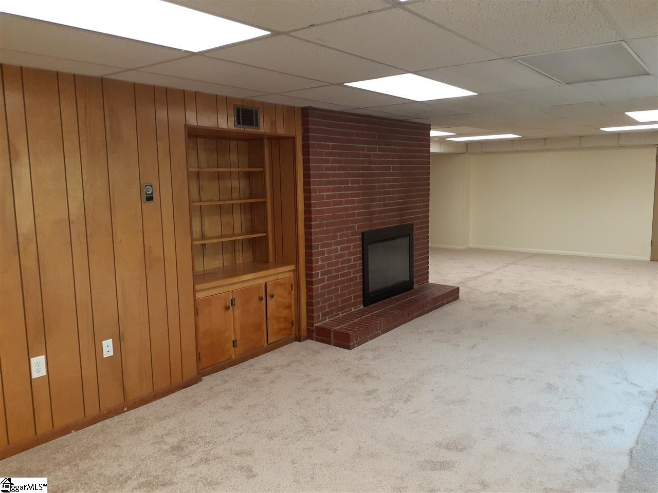 302 Hermitage Road Greenville, SC 29615 - Photo 17 of 28 Gallery Image 17