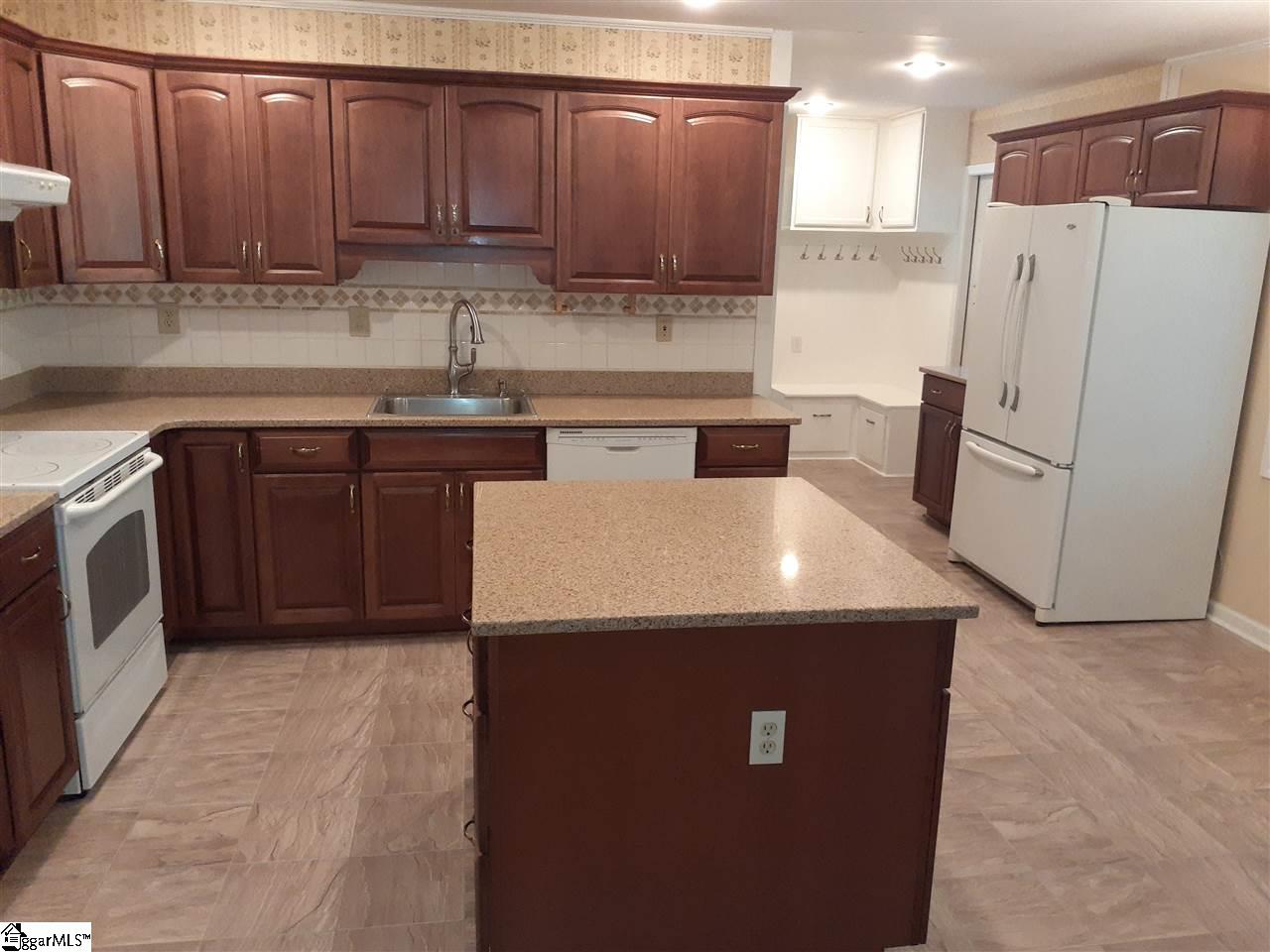 302 Hermitage Road Greenville, SC 29615 - Photo 9 of 28 Gallery Image 9