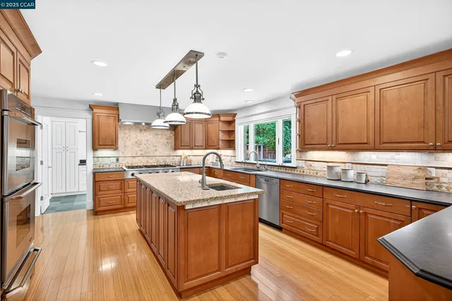 $2,495,000 | 1206 Rimer Drive, Moraga, CA 94556