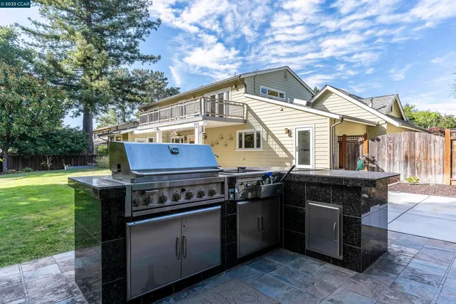 $2,495,000 | 1206 Rimer Drive, Moraga, CA 94556