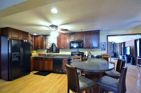 5 Janice Road Billerica, MA 01821 - Photo 2 of 18 Gallery Image 2
