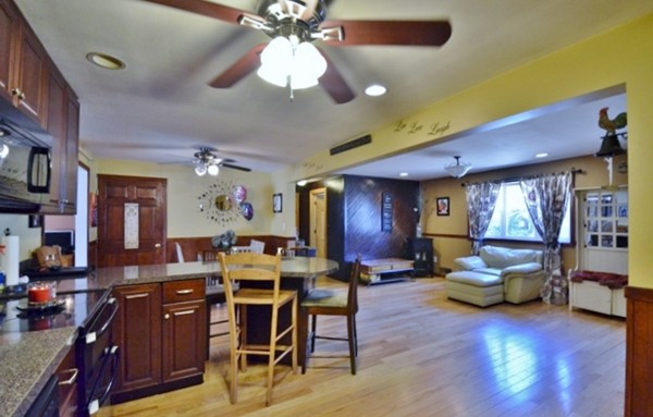 5 Janice Road Billerica, MA 01821 - Photo 3 of 18 Gallery Image 3
