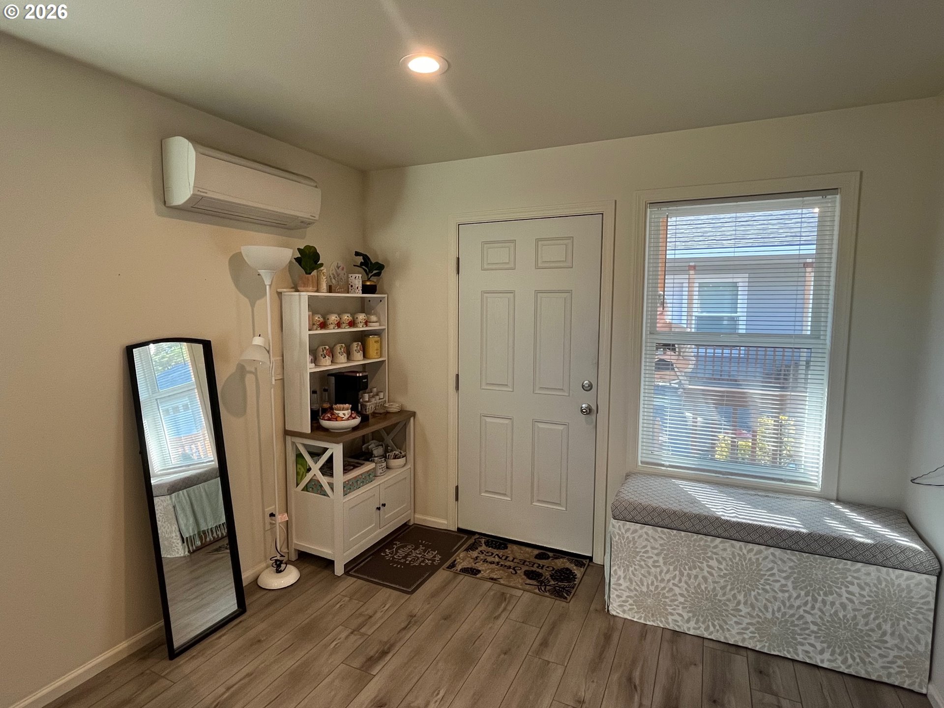 1610 19th Street Florence, OR 97439 - Photo 37 of 48 Entrance/Foyer