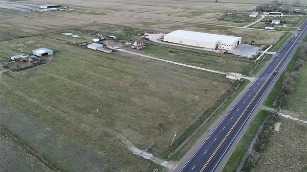 $3,500 | 5960 Farm To Market 1960, Dayton, TX 77535
