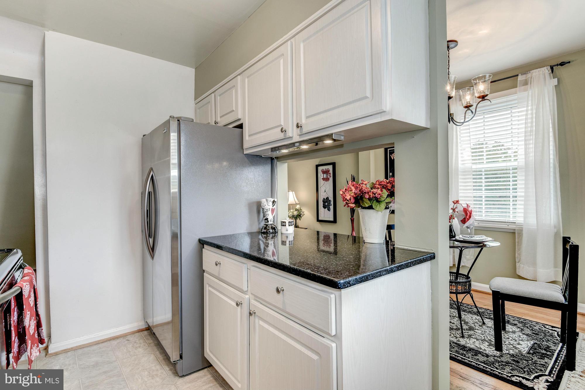 4207 32nd Road South Arlington, VA 22206 - Photo 12 of 25 Kitchen