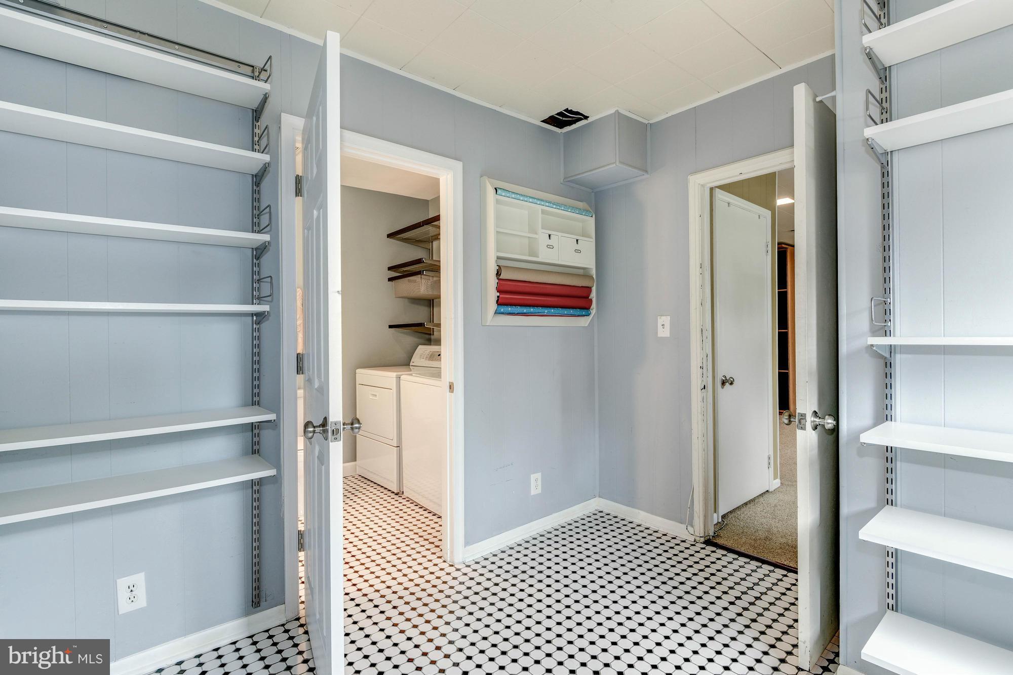 4207 32nd Road South Arlington, VA 22206 - Photo 21 of 25 Interior (General)