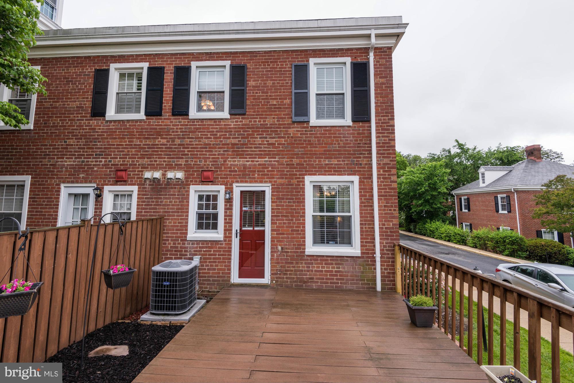 4207 32nd Road South Arlington, VA 22206 - Photo 24 of 25 Exterior (Rear)
