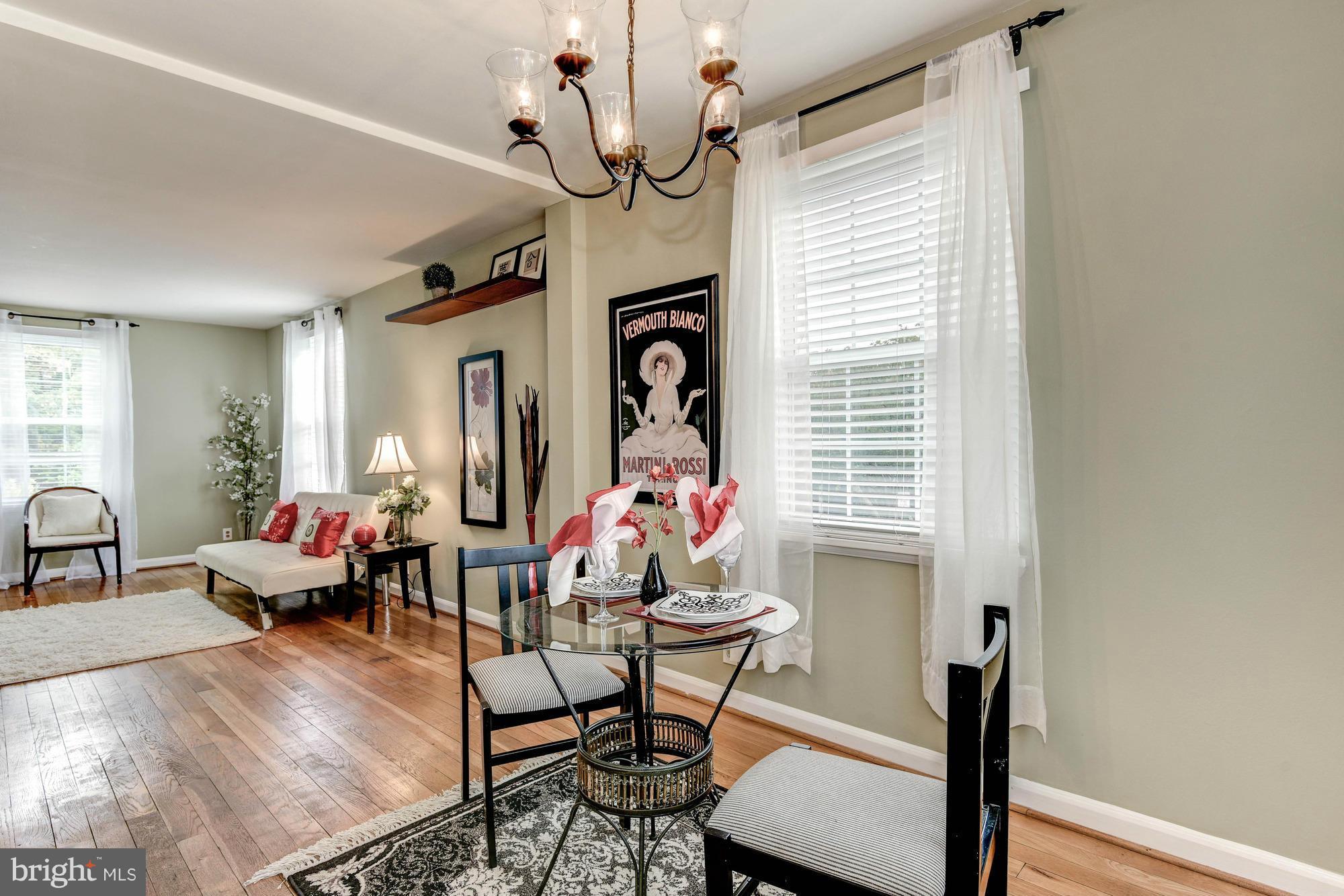 4207 32nd Road South Arlington, VA 22206 - Photo 8 of 25 Dining Room