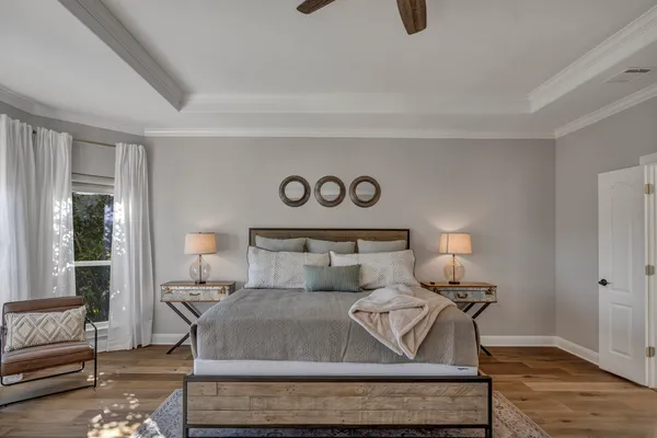 $930,000 | 3111 Burnside Circle, Lago Vista, TX 78645