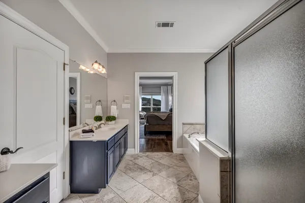 $930,000 | 3111 Burnside Circle, Lago Vista, TX 78645