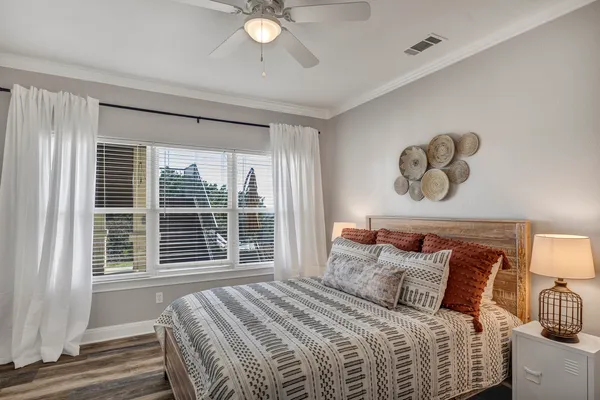 $930,000 | 3111 Burnside Circle, Lago Vista, TX 78645