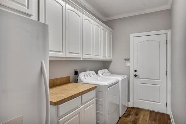 $930,000 | 3111 Burnside Circle, Lago Vista, TX 78645