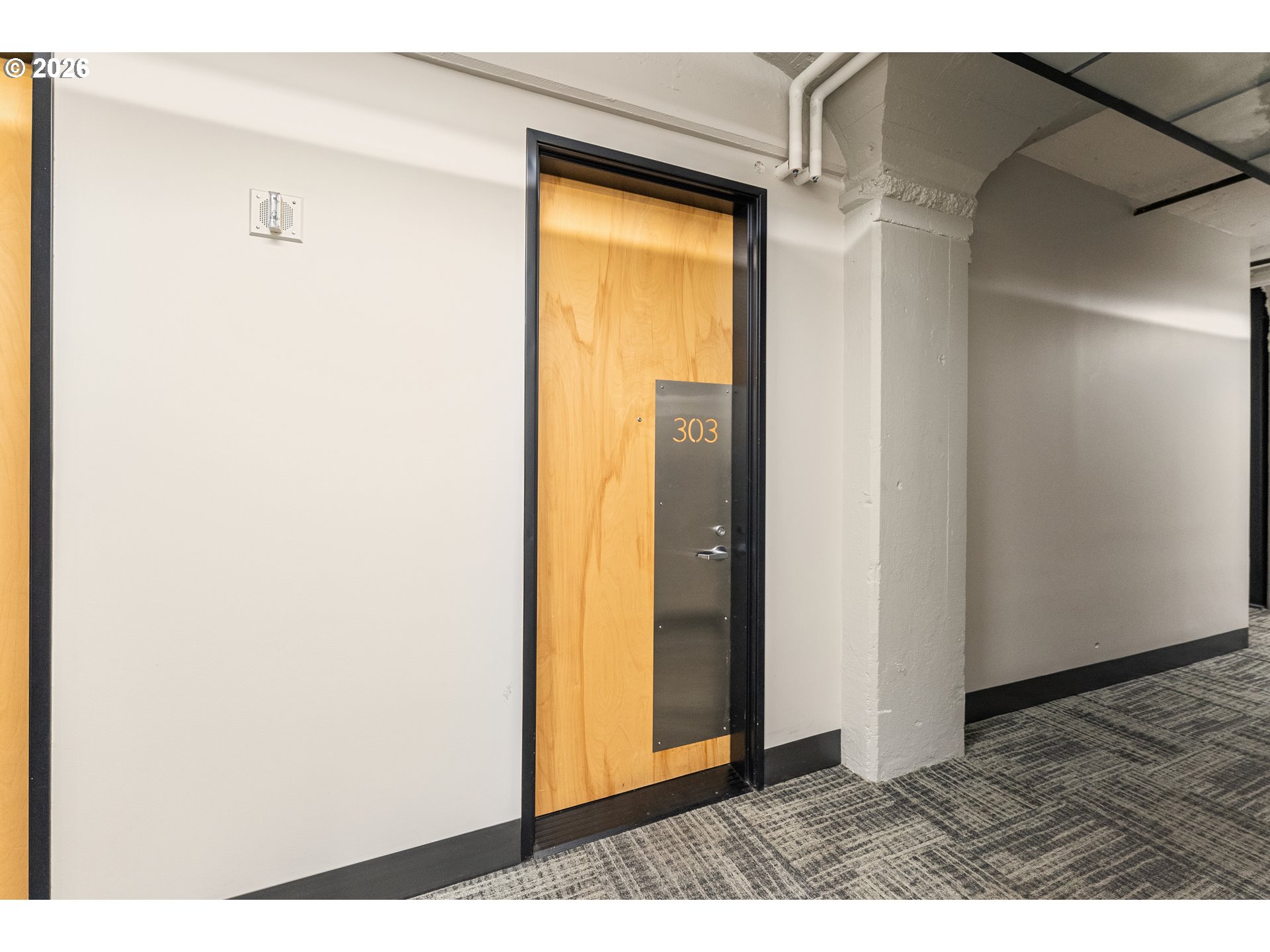 300 Northwest 8th Avenue, Unit 303 Portland, OR 97209 - Photo 16 of 22 Hallway
