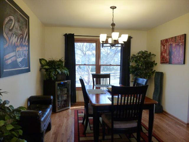 6746 Lockmill Road Temperance, MI 48182 - Photo 8 of 20 Dining Room