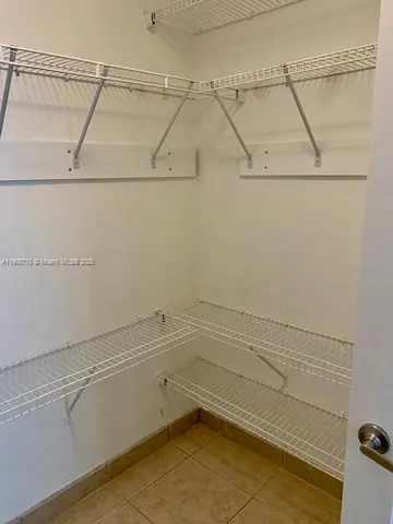 a view of a bathroom with a area