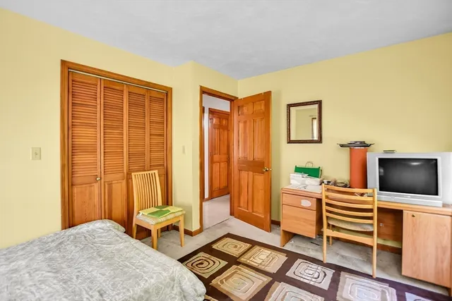 $499,900 | 15 Cheyenne Road, Worcester, MA 01606