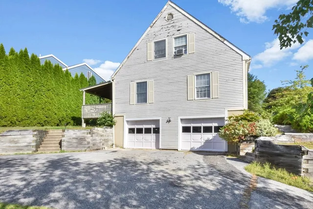 $499,900 | 15 Cheyenne Road, Worcester, MA 01606