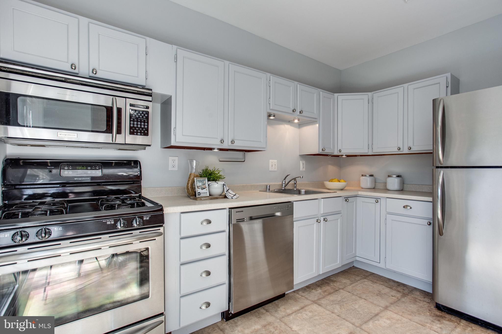 241 Warren Street Northeast Washington, DC 20002 - Photo 12 of 43 Copious cabinets and plenty of counter space