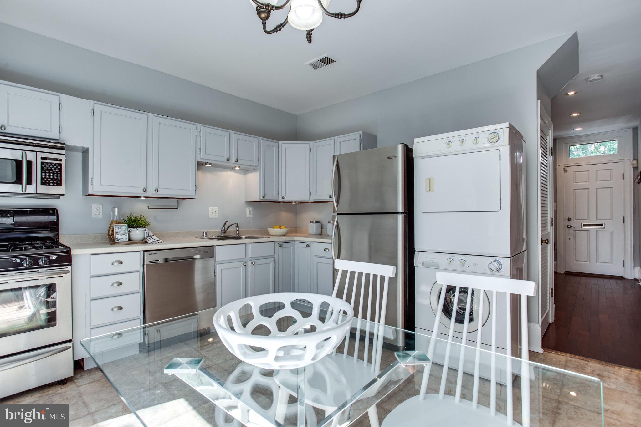 241 Warren Street Northeast Washington, DC 20002 - Photo 13 of 43 Bright kitchen/dining area