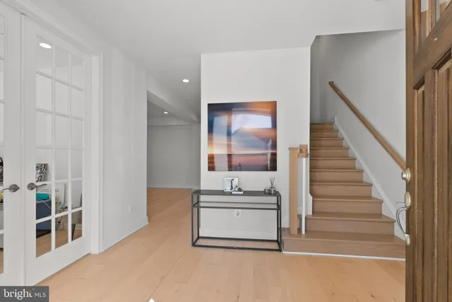 $2,225,000 | 9541 Wildoak Drive, Bethesda, MD 20814