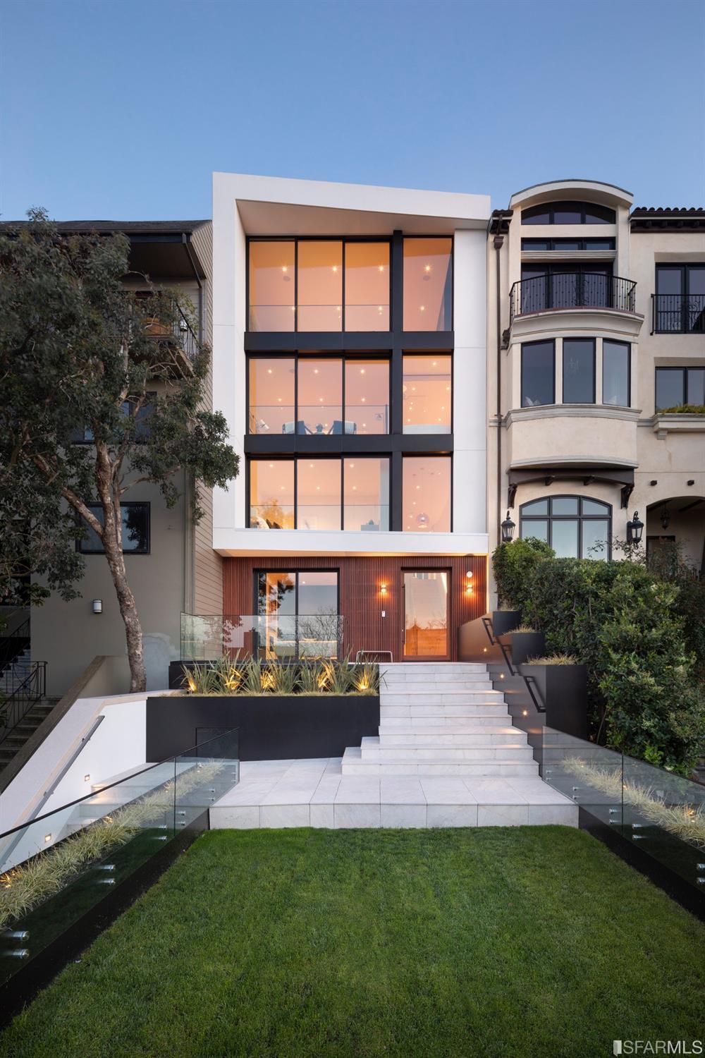 2833 Vallejo Street San Francisco, CA 94123 - Photo 1 of 12