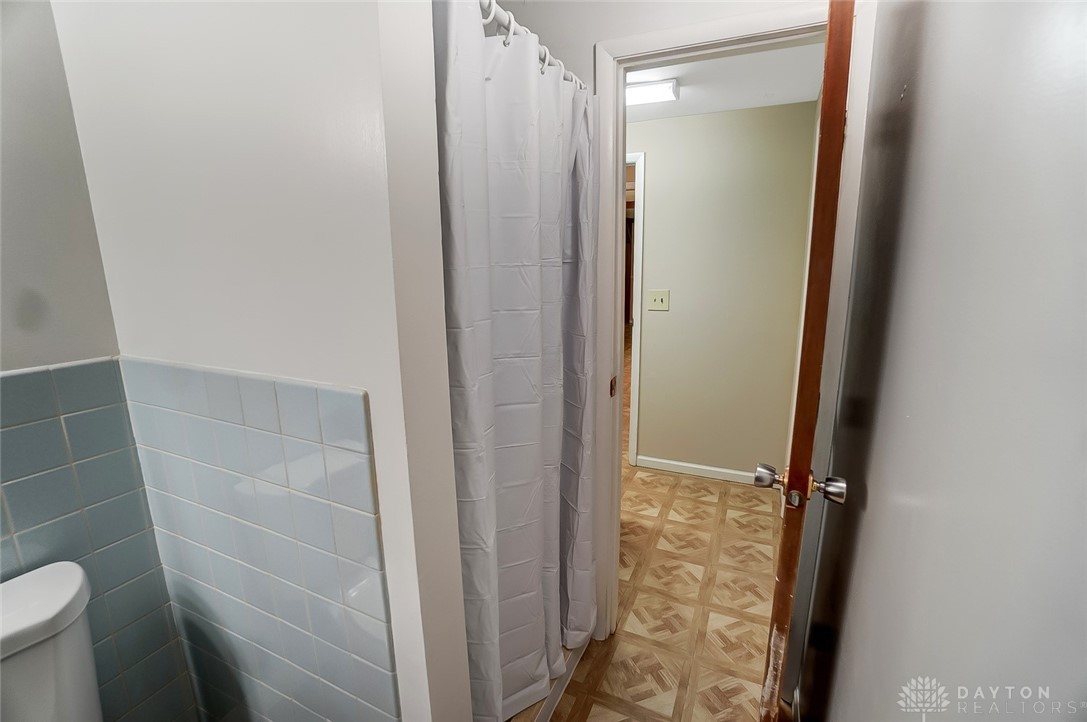 6612 Hemingway Road Huber Heights, OH 45424 - Photo 20 of 35