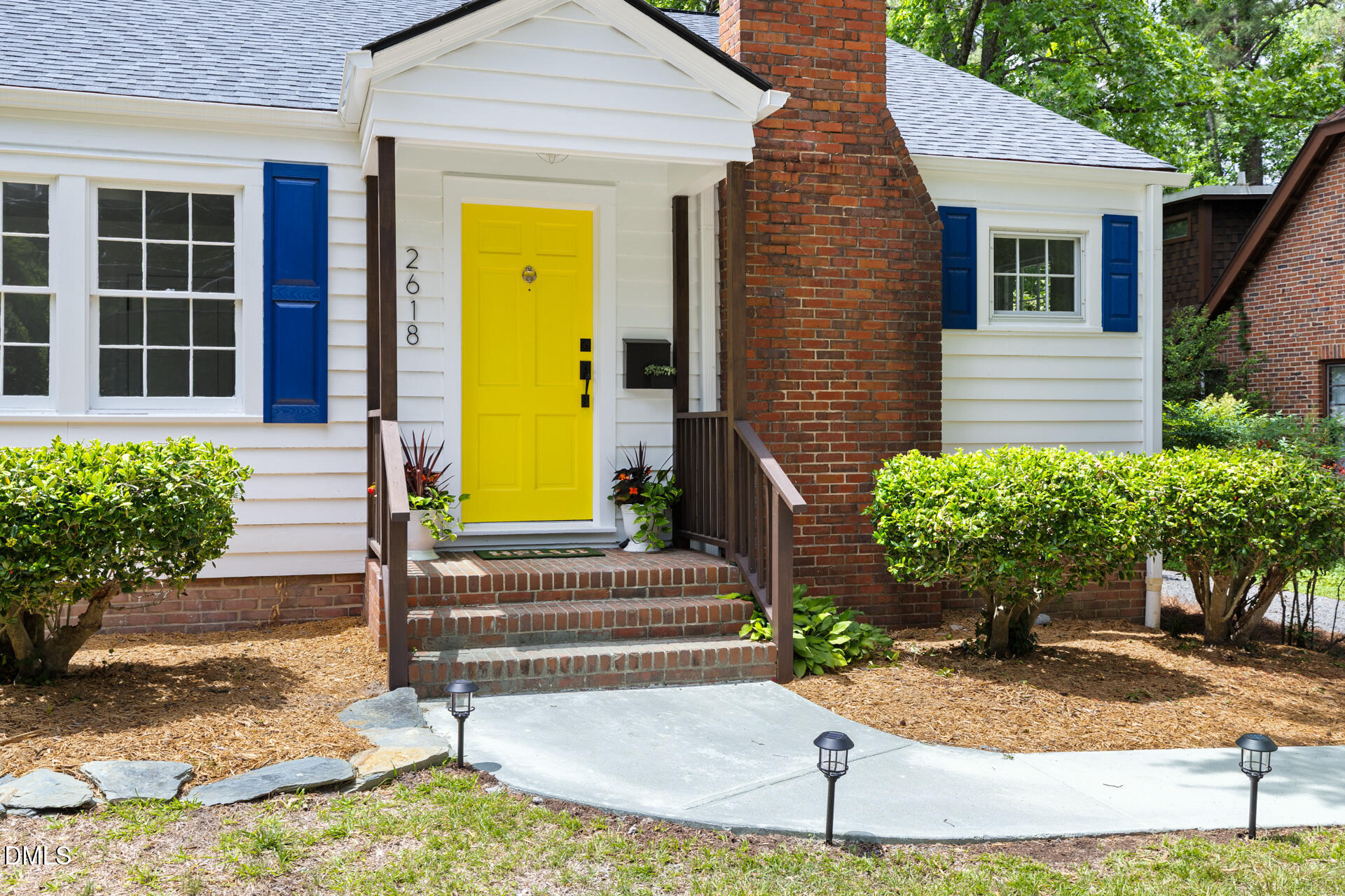 2618 Chapel Hill Road Durham, NC 27707 - Photo 5 of 36