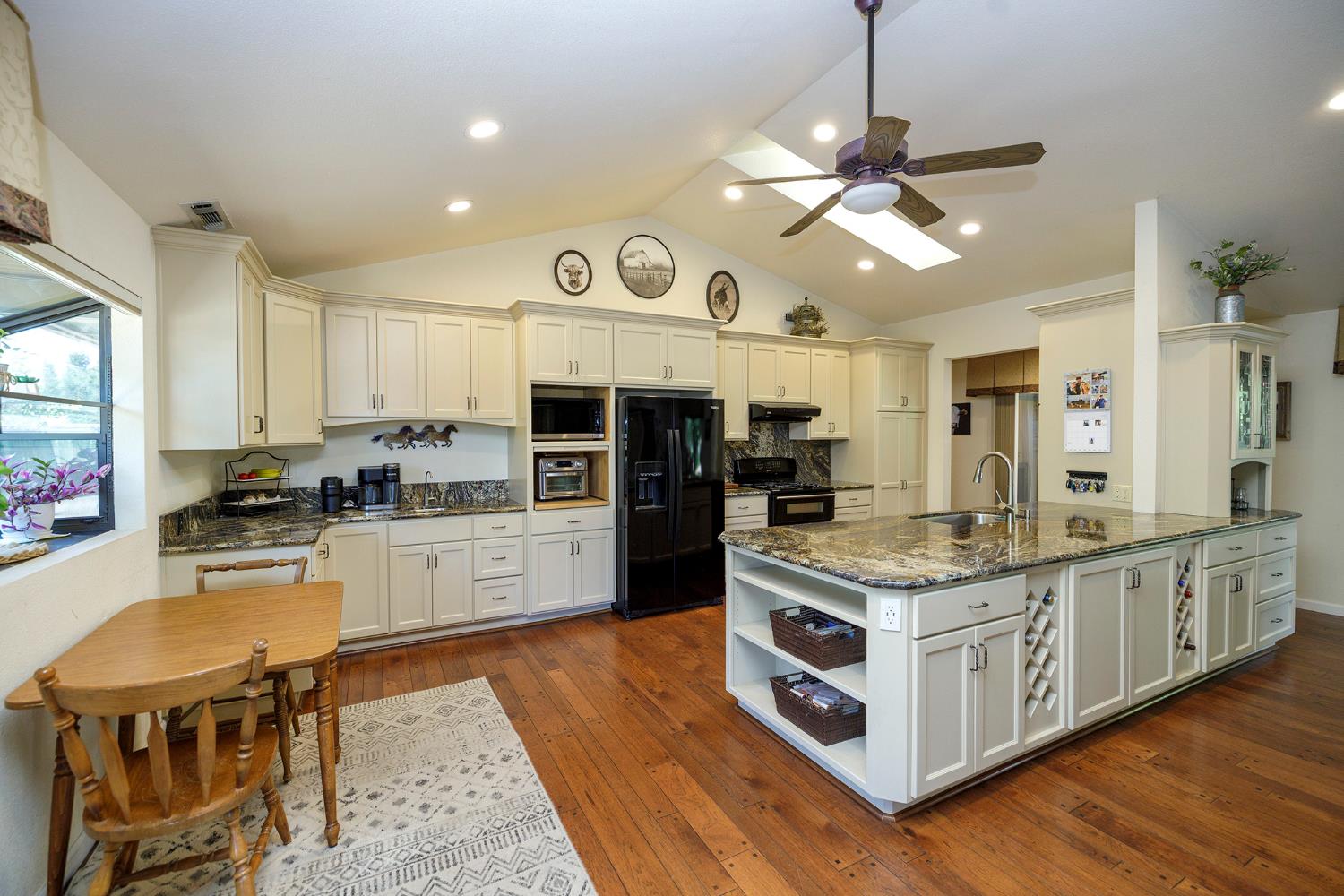 1640 North Quincy Road Turlock, CA 95382 - Photo 9 of 38