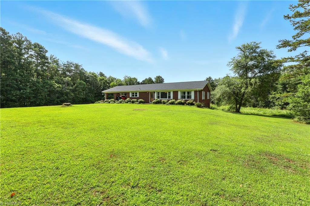 668 Williams Road Advance, NC 27006 - Photo 4 of 38 Gallery Image 4