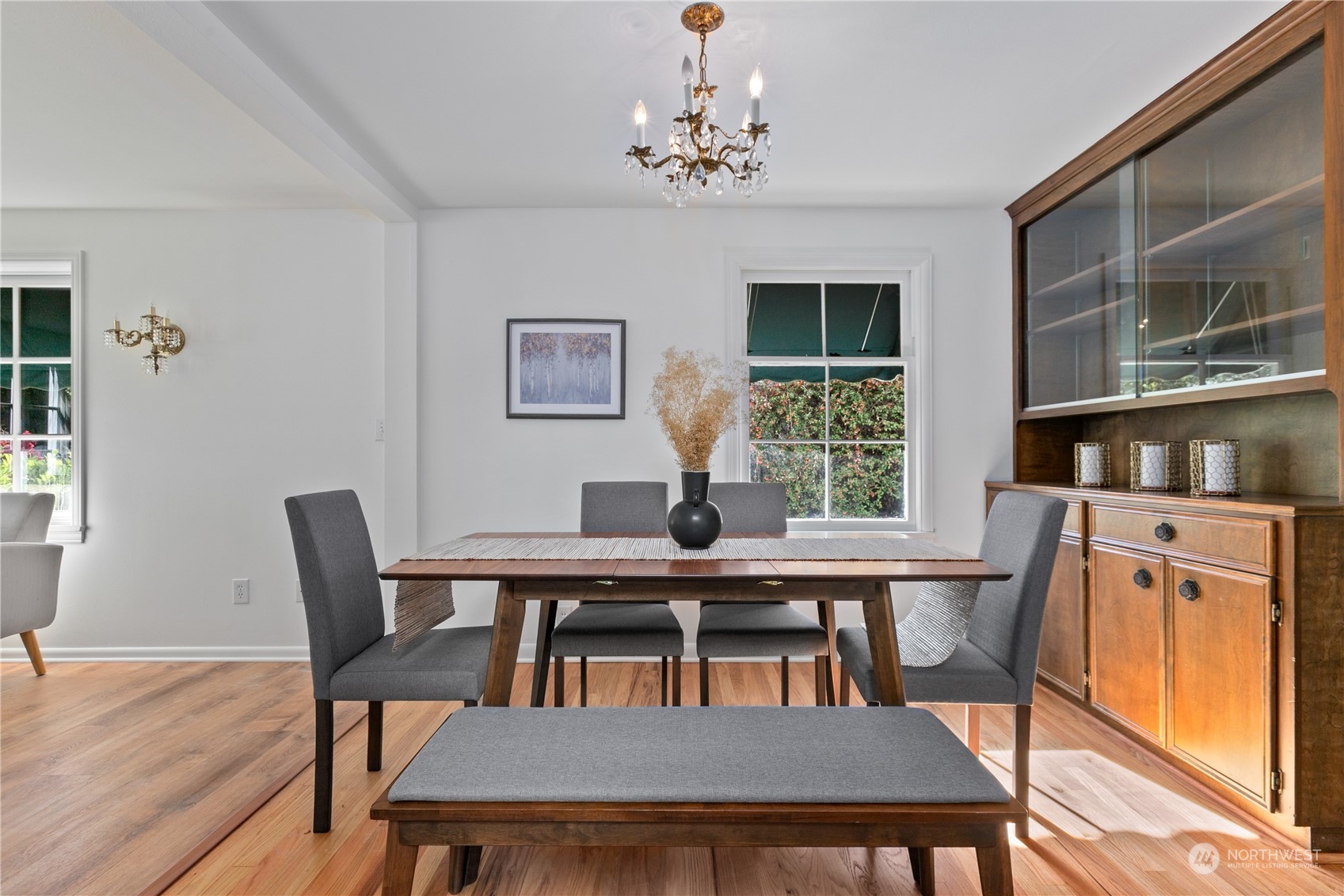 6512 27th Avenue Northeast Seattle, WA 98115 - Photo 12 of 39