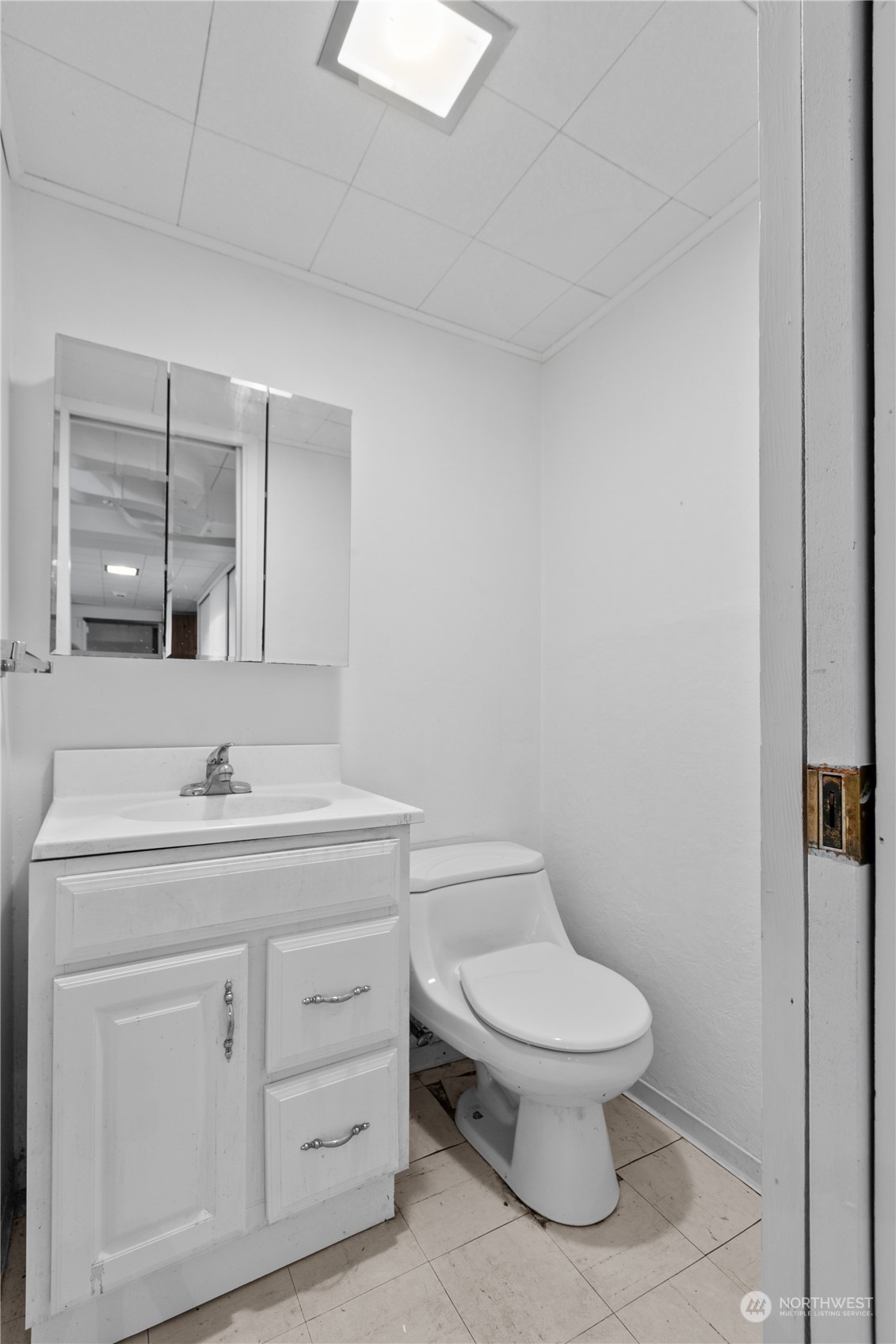 6512 27th Avenue Northeast Seattle, WA 98115 - Photo 30 of 39