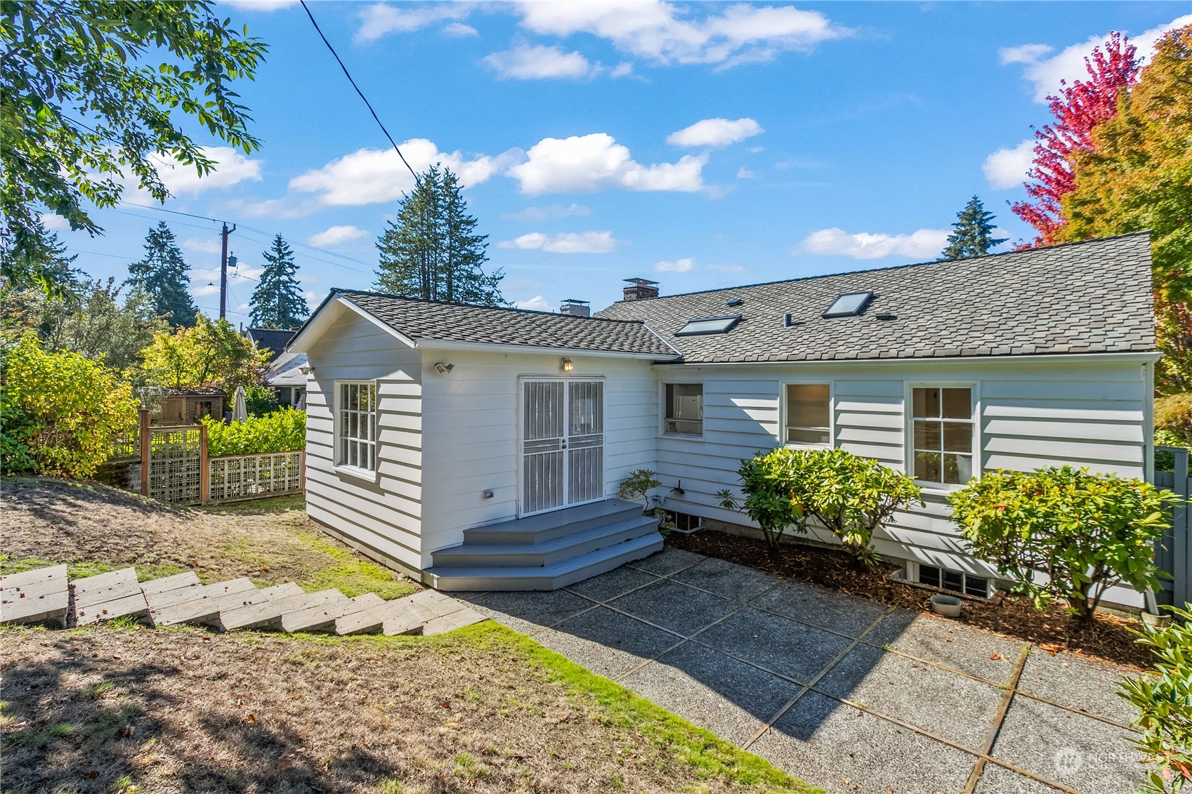 6512 27th Avenue Northeast Seattle, WA 98115 - Photo 35 of 39