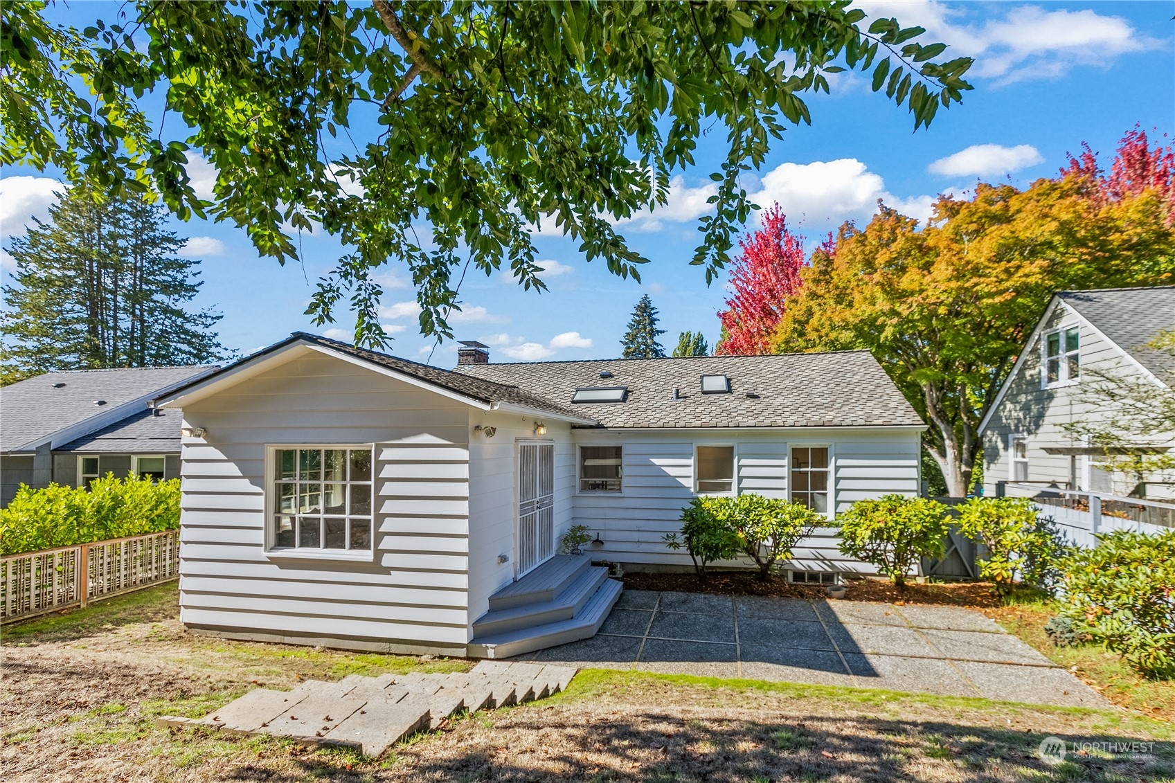 6512 27th Avenue Northeast Seattle, WA 98115 - Photo 36 of 39